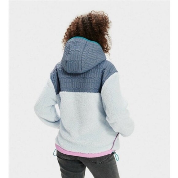 UGG Iggy Sherpa Half Zip Pullover in Gray Dawn Multi Size Small - Picture 4 of 12